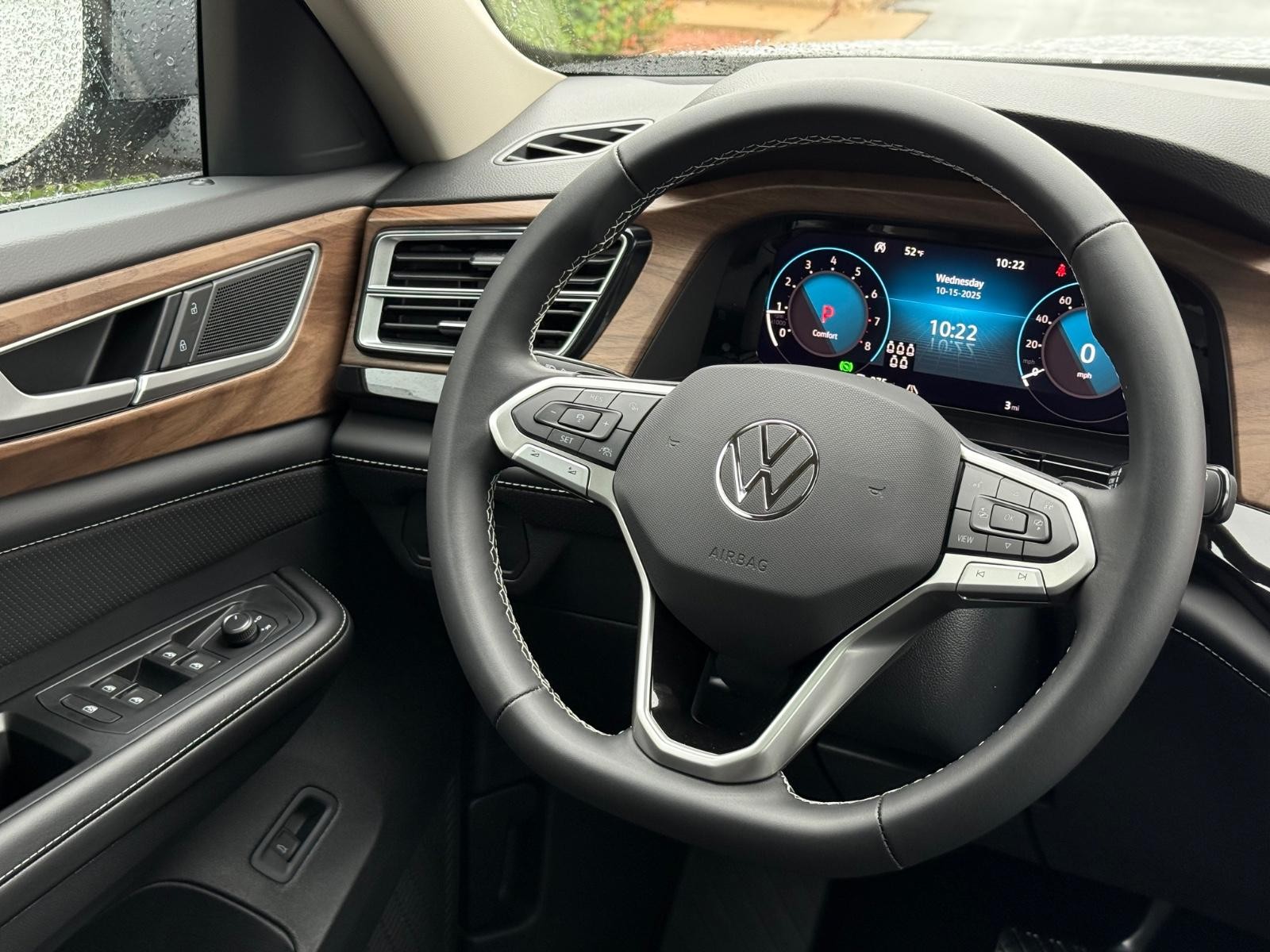 Volkswagen Atlas Vehicle Image 10