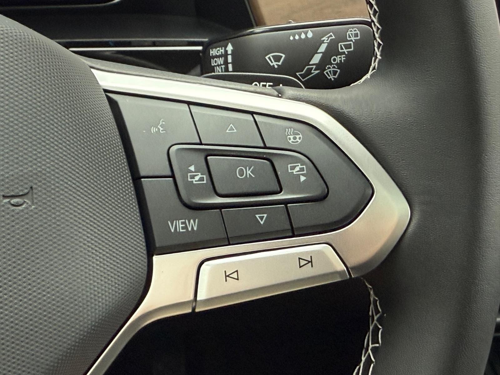 Volkswagen Atlas Vehicle Image 13