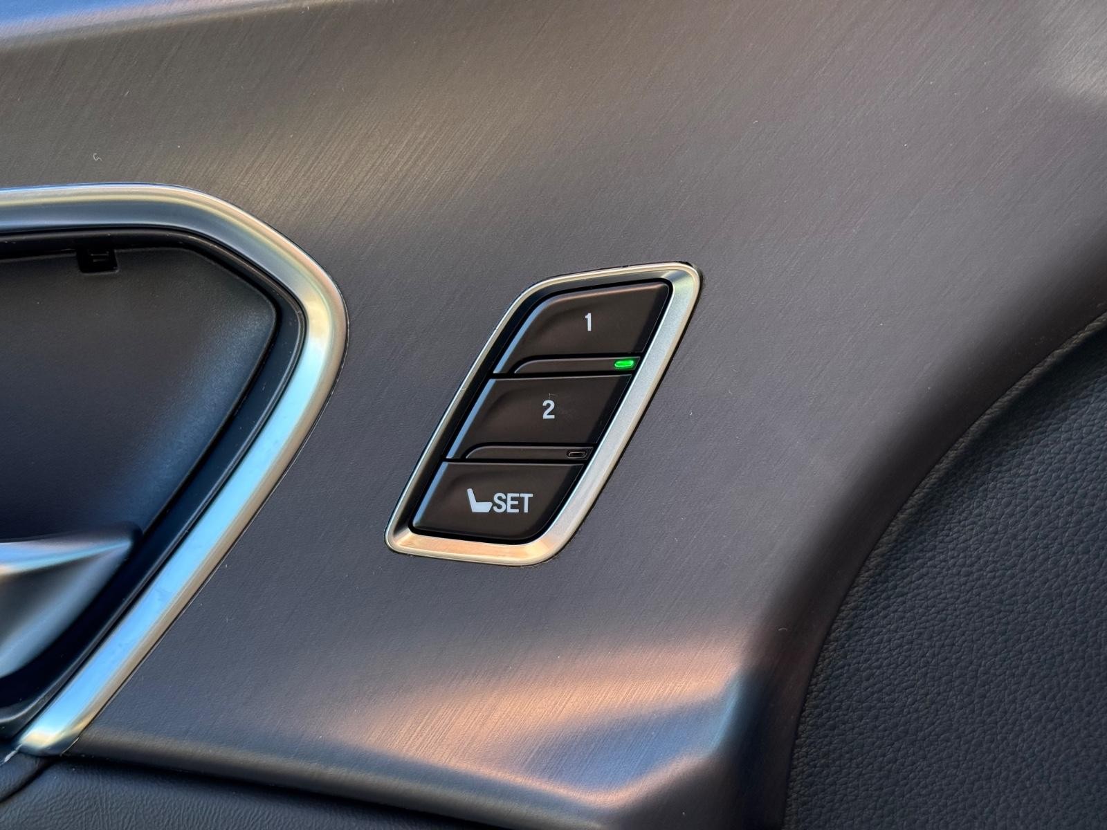 Acura RDX Vehicle Image 10