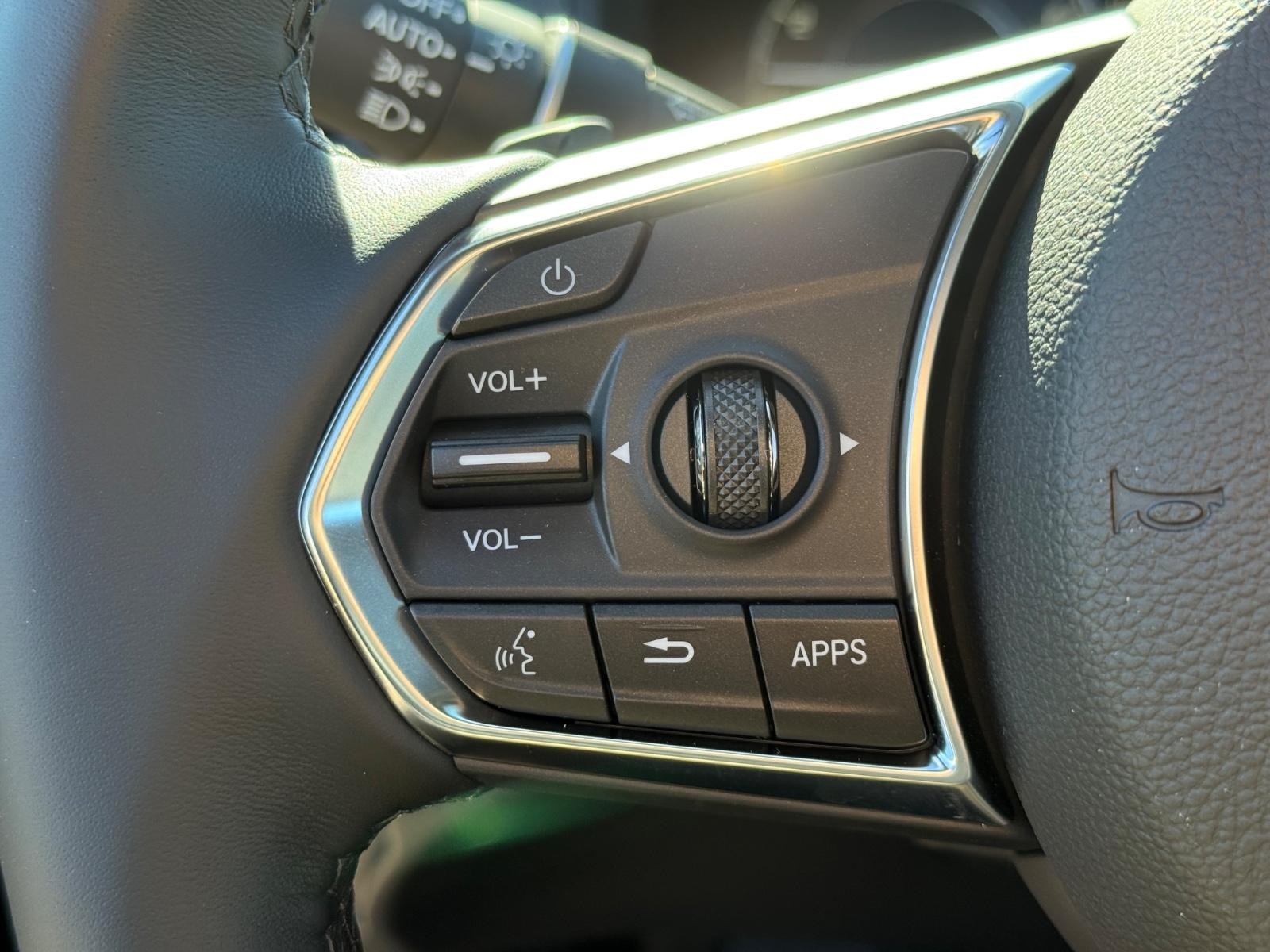 Acura RDX Vehicle Image 11