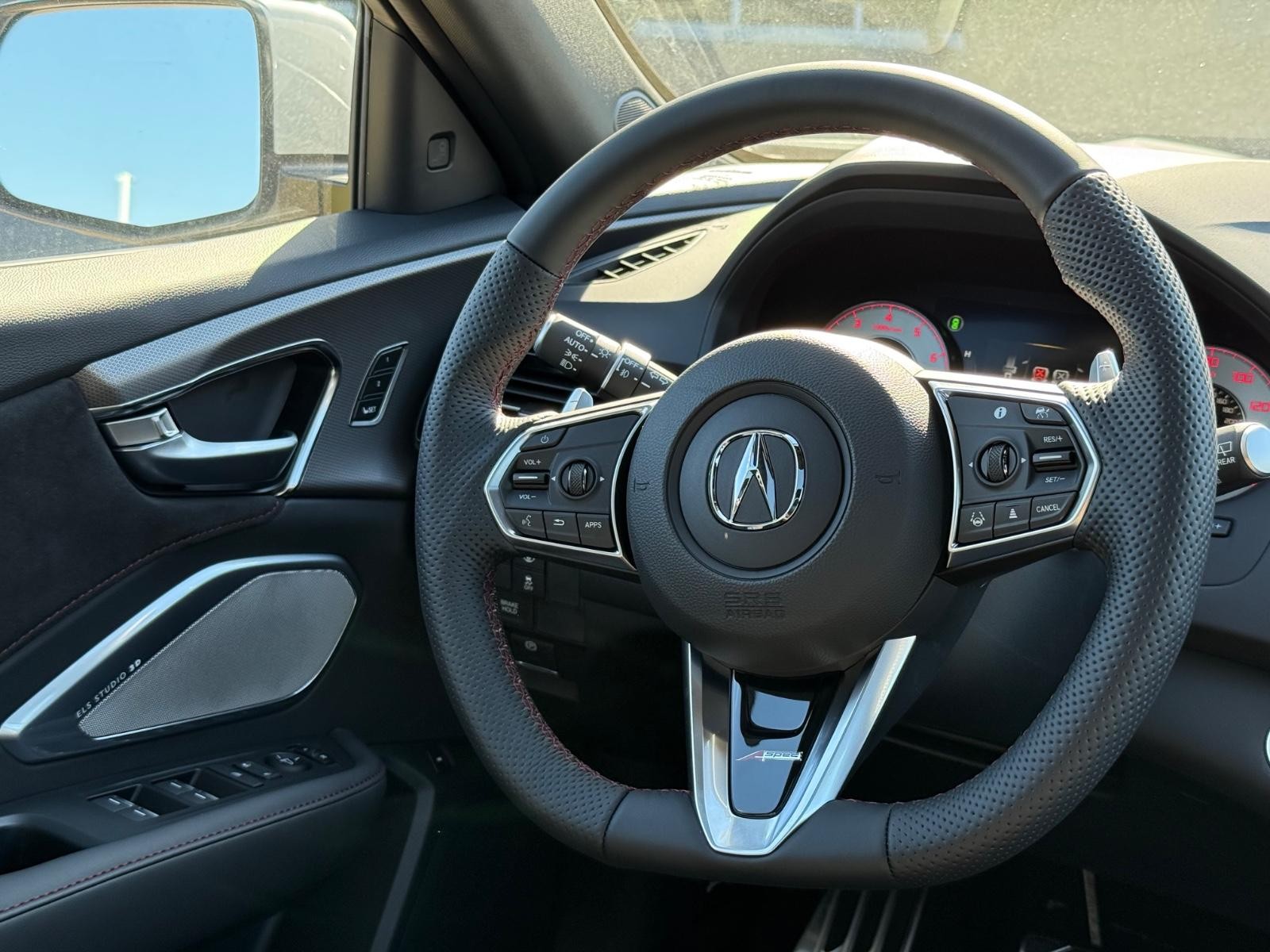 Acura RDX Vehicle Image 08