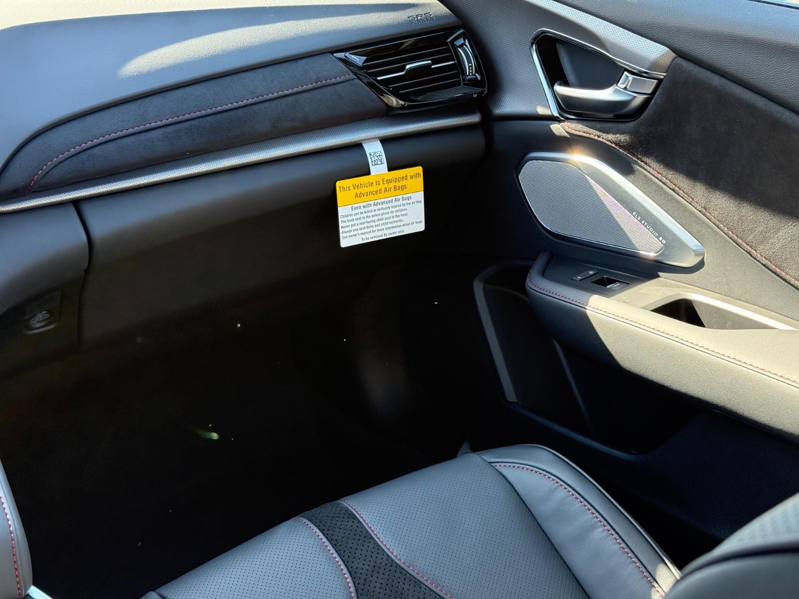 Acura RDX Vehicle Image 09