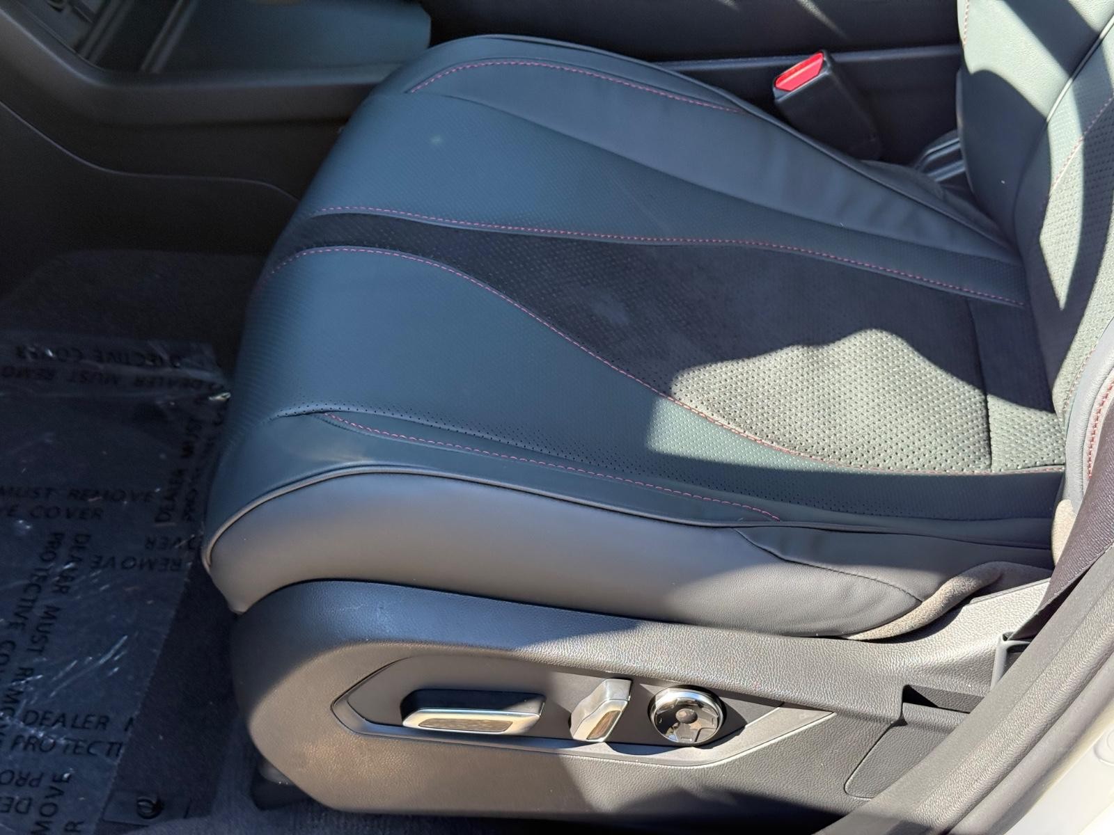 Acura RDX Vehicle Image 16