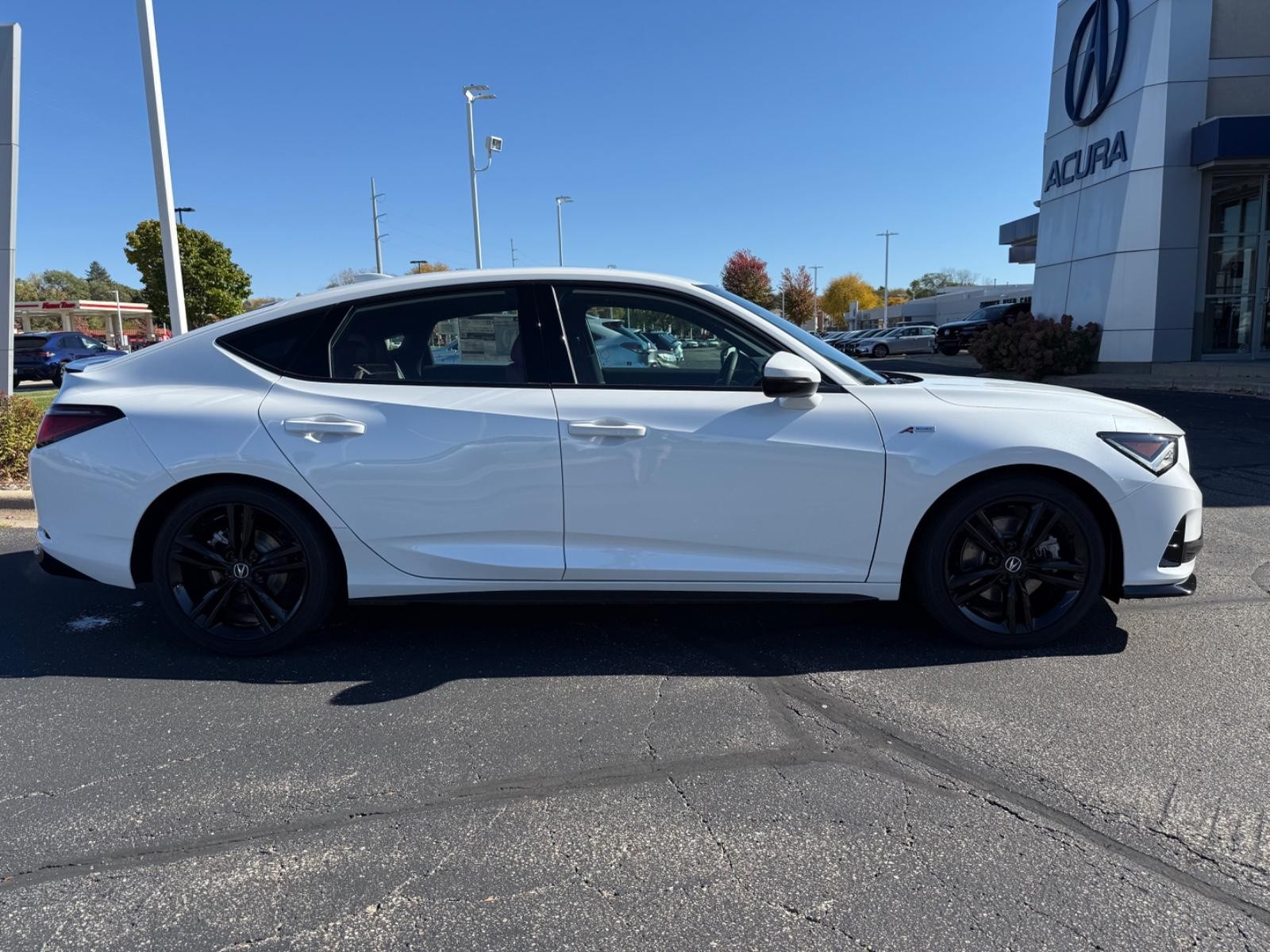 Acura Integra Vehicle Image 02