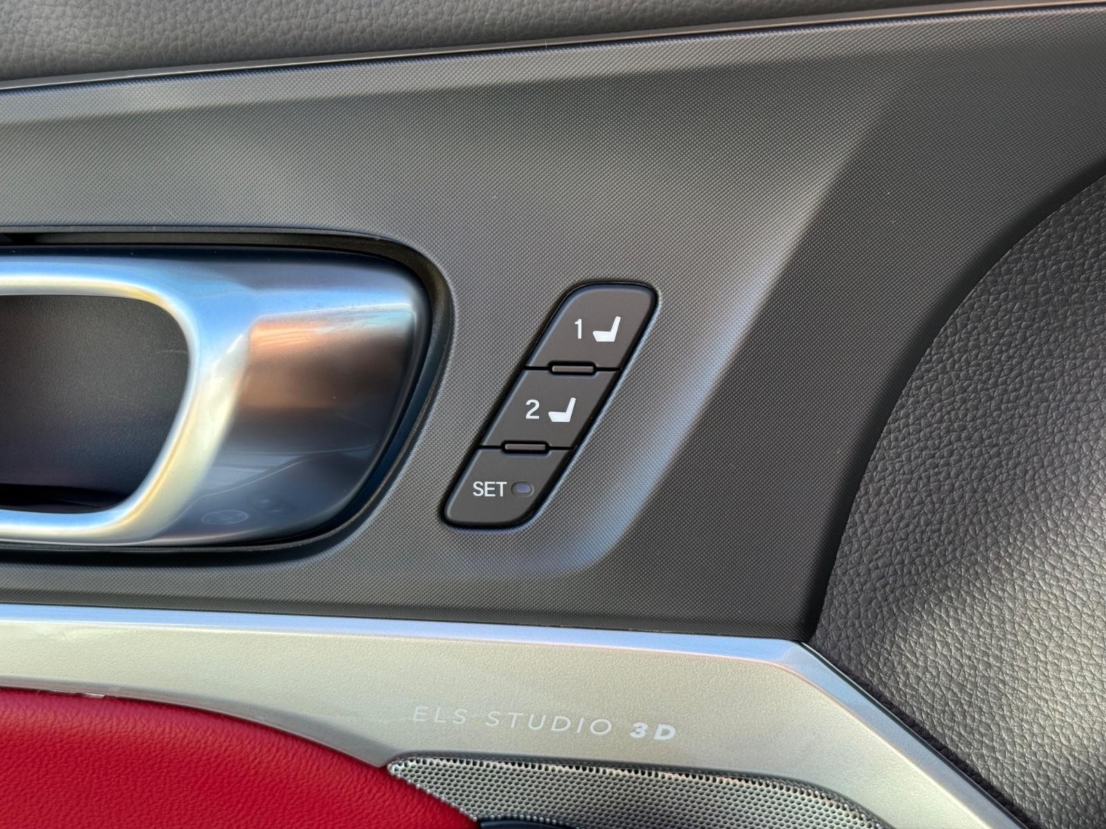 Acura Integra Vehicle Image 11