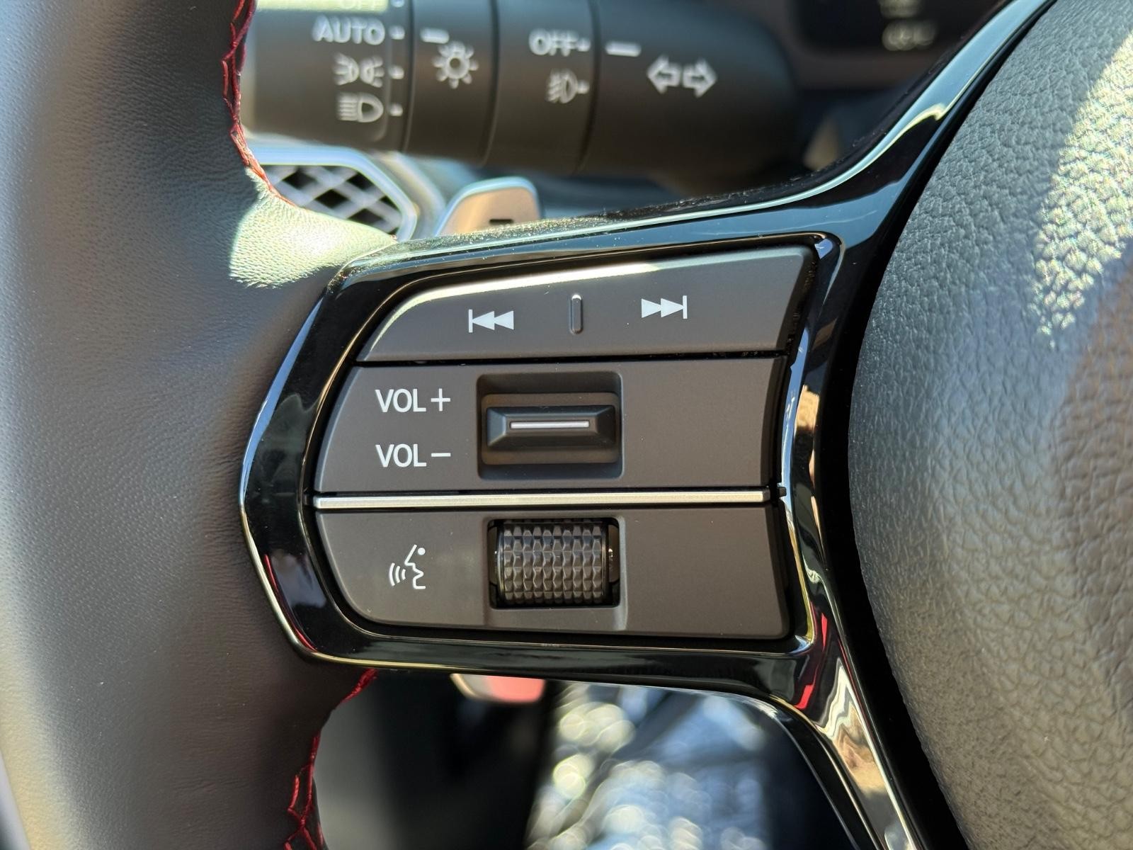 Acura Integra Vehicle Image 12