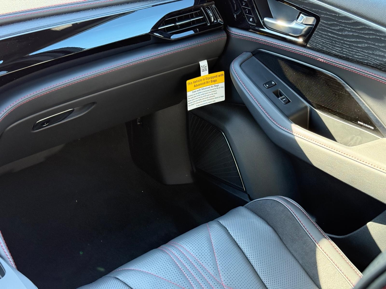 Acura MDX Vehicle Image 09