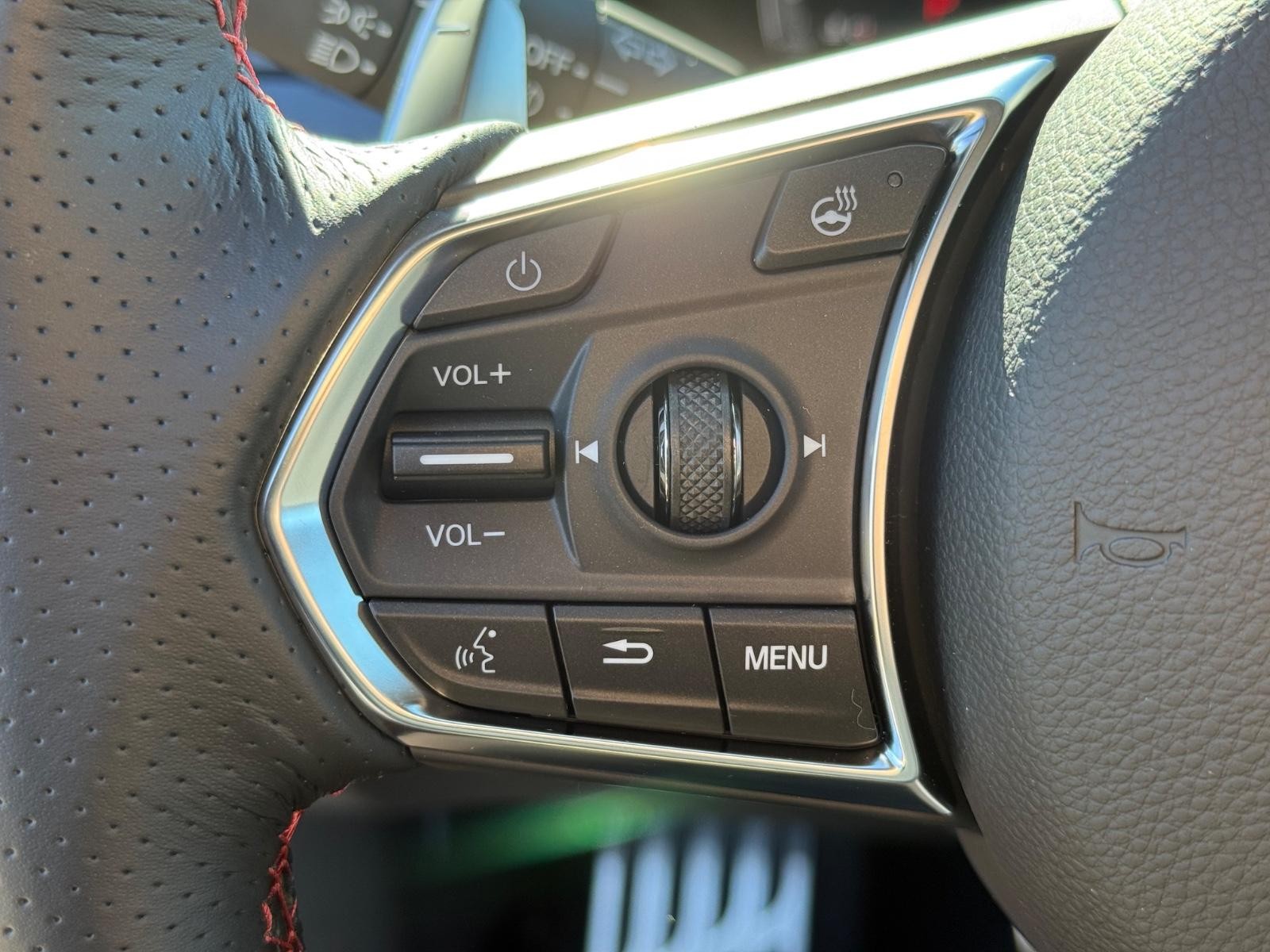 Acura MDX Vehicle Image 11