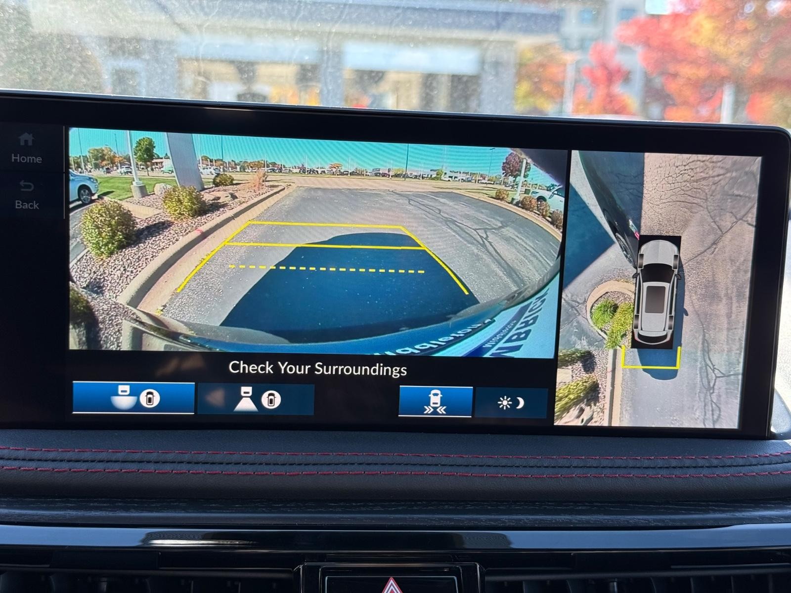 Acura MDX Vehicle Image 13