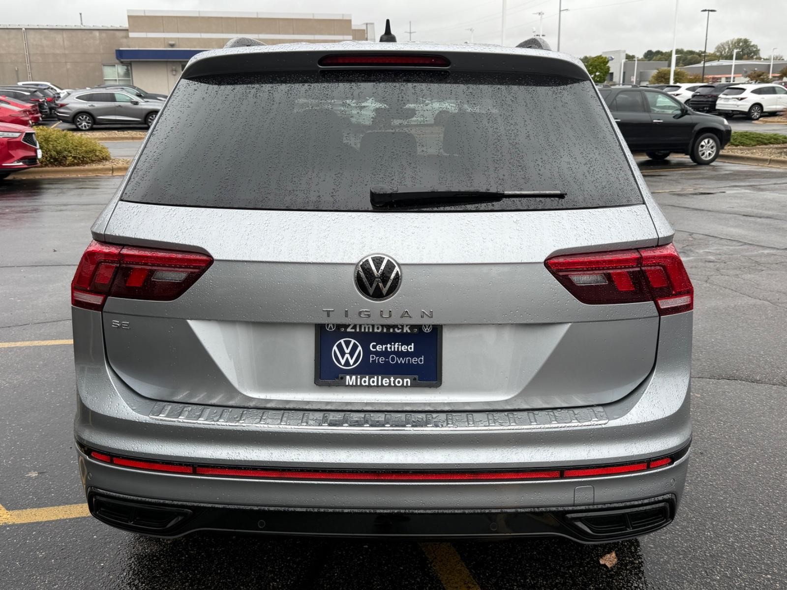 Volkswagen Tiguan Vehicle Image 04