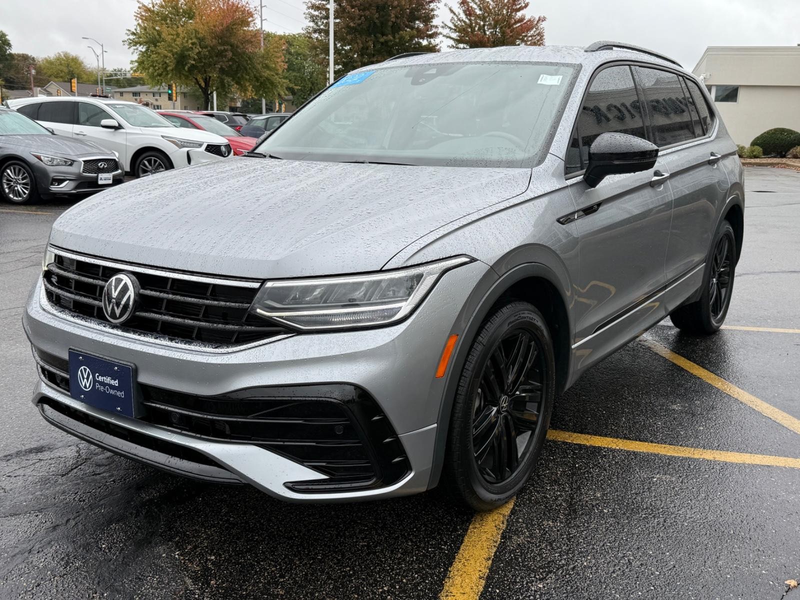 Volkswagen Tiguan Vehicle Image 08