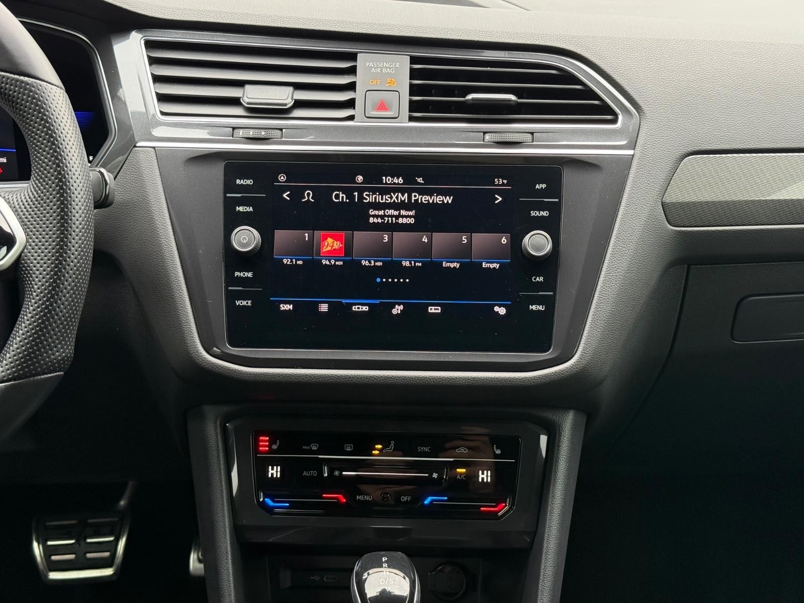 Volkswagen Tiguan Vehicle Image 13