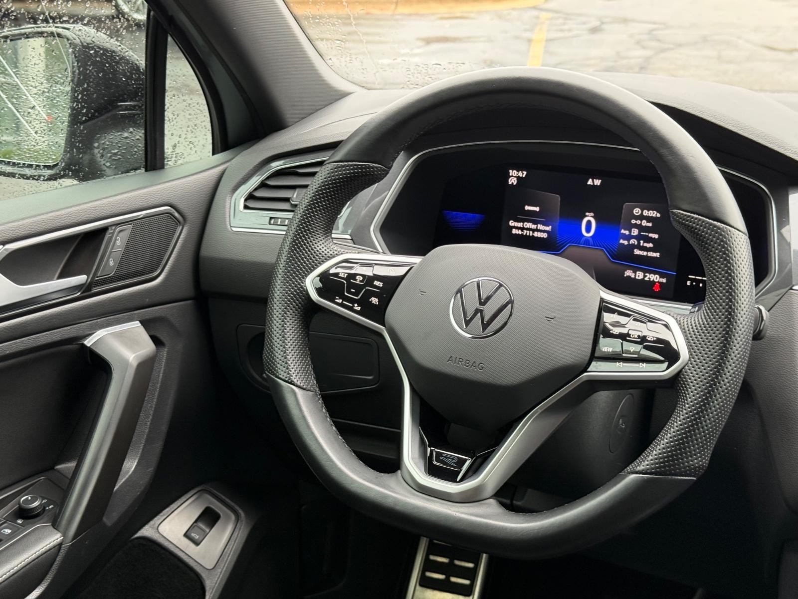 Volkswagen Tiguan Vehicle Image 15