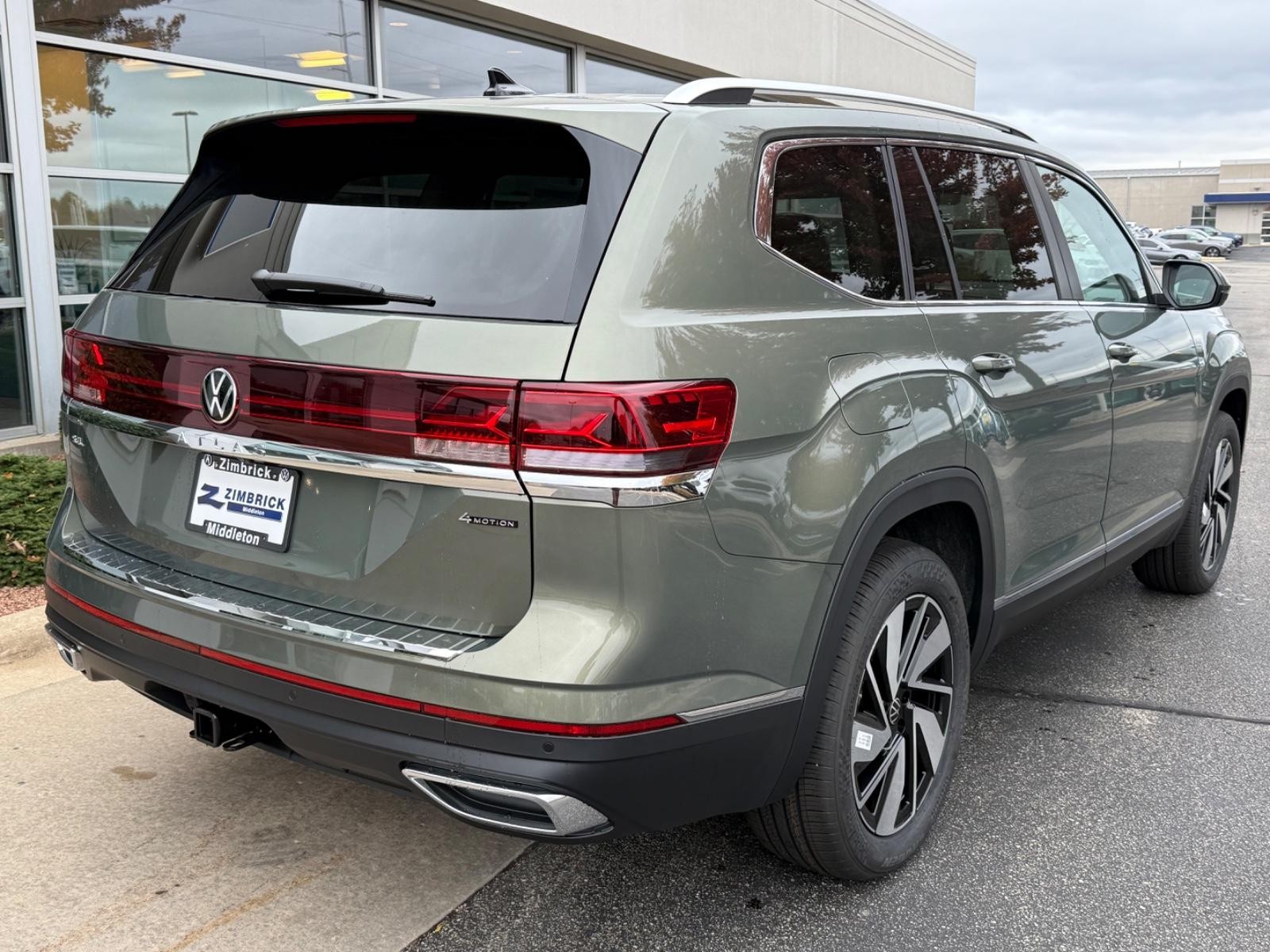 Volkswagen Atlas Vehicle Image 03