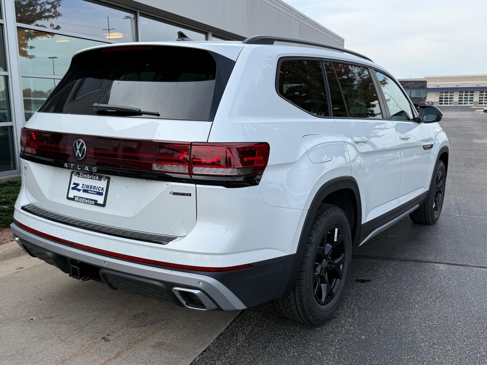 Volkswagen Atlas Vehicle Image 03
