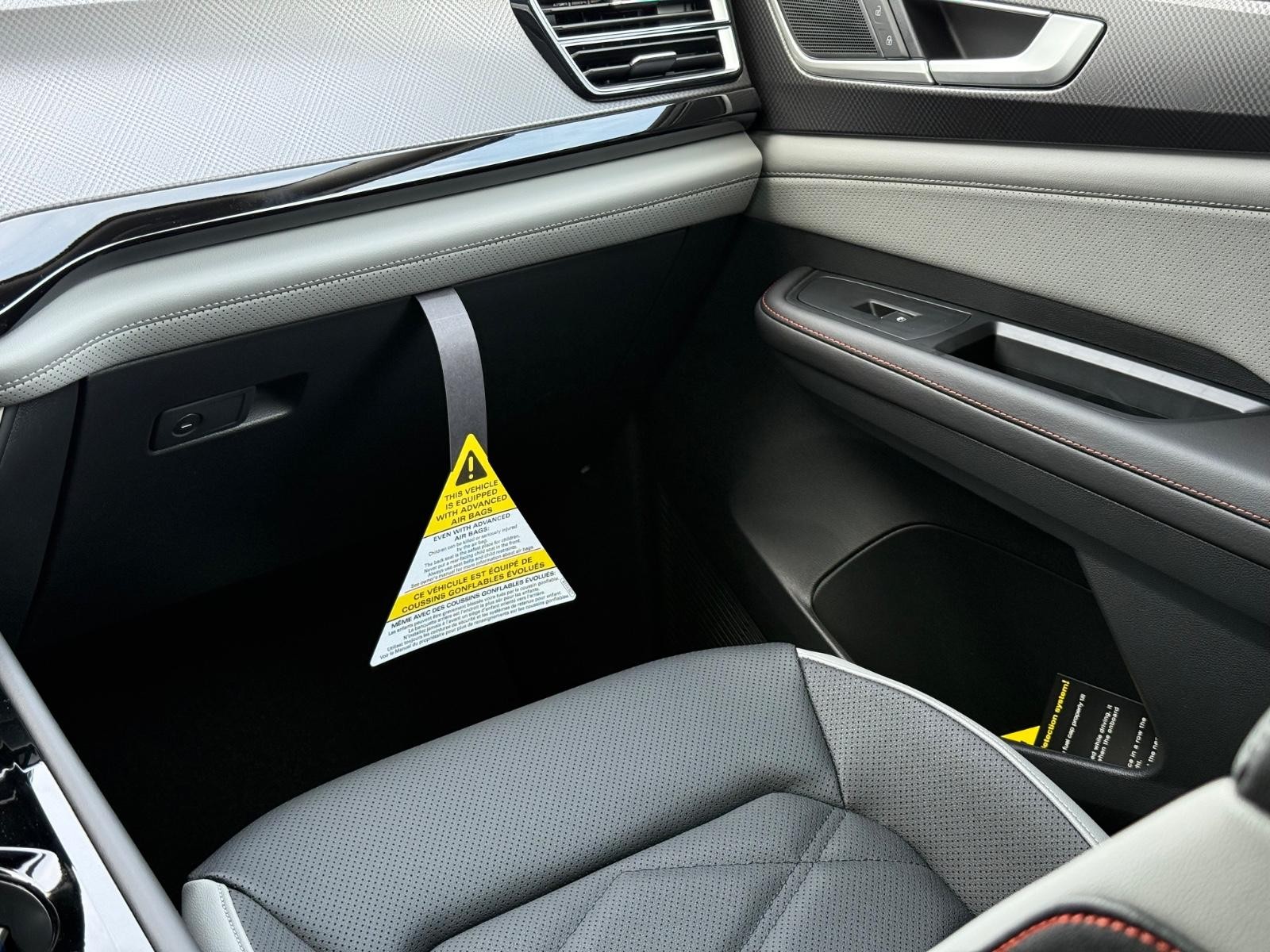 Volkswagen Atlas Vehicle Image 11