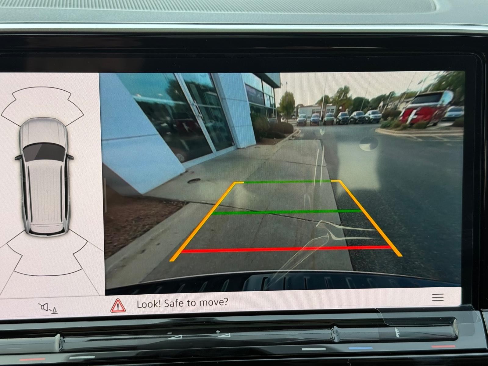Volkswagen Atlas Vehicle Image 14
