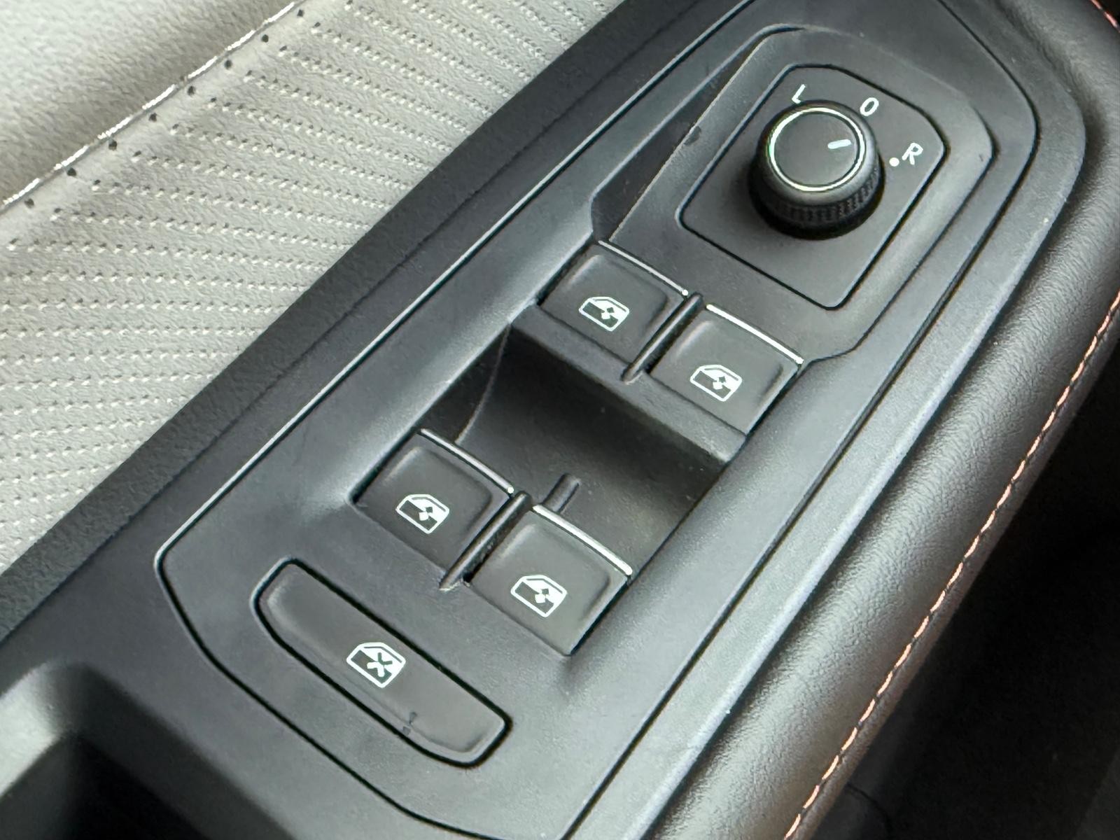 Volkswagen Atlas Vehicle Image 16