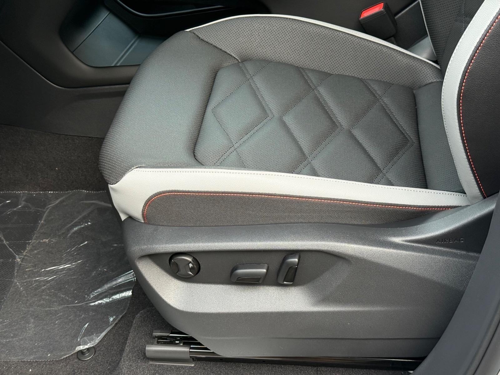 Volkswagen Atlas Vehicle Image 17