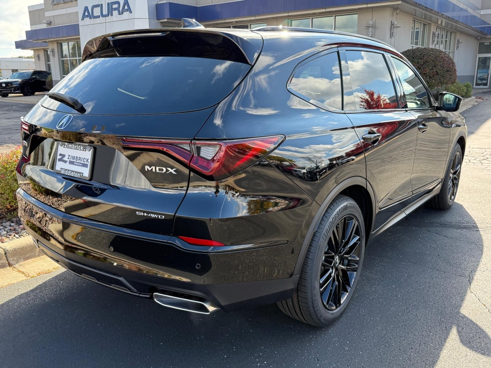 Acura MDX Vehicle Image 03