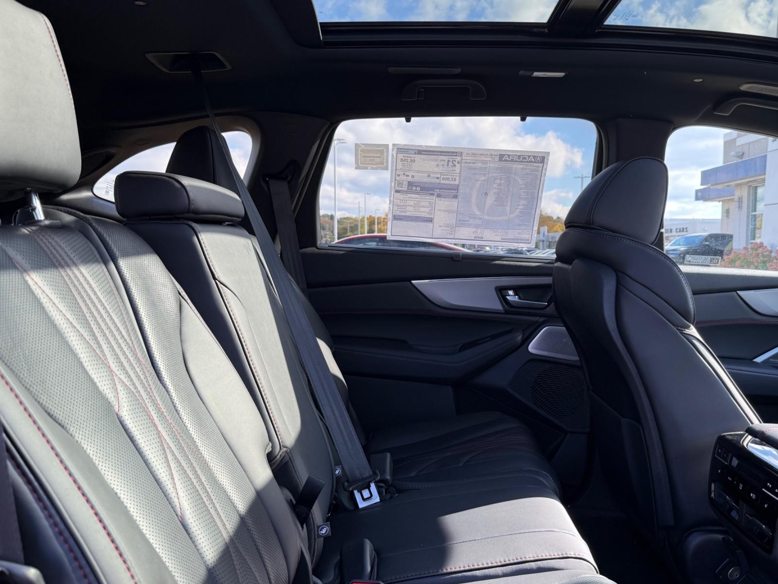 Acura MDX Vehicle Image 05