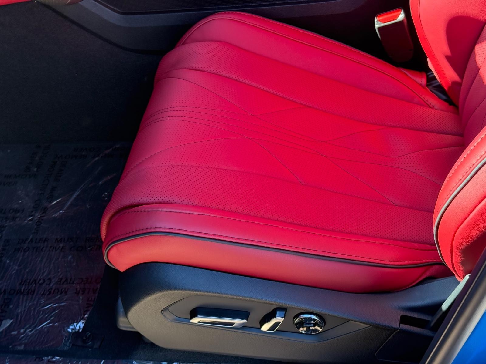 Acura MDX Vehicle Image 14