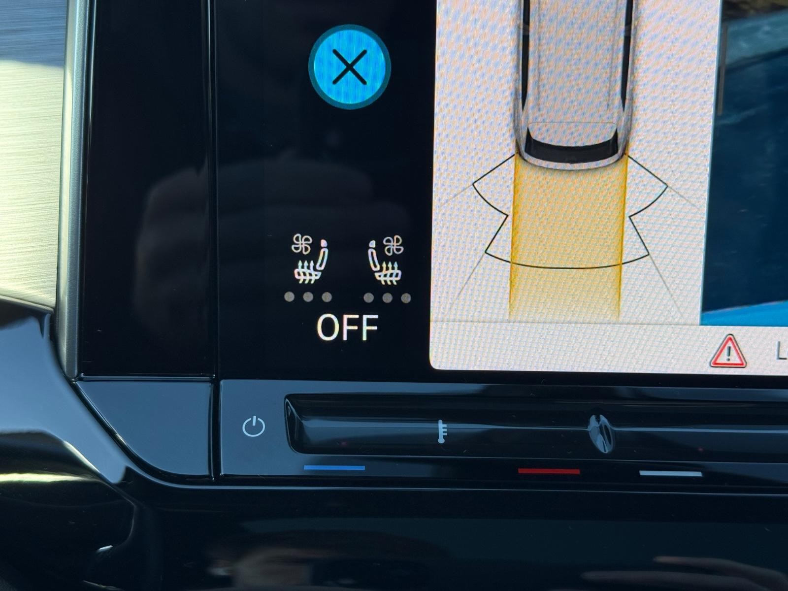 Volkswagen Atlas Cross Sport Vehicle Image 19