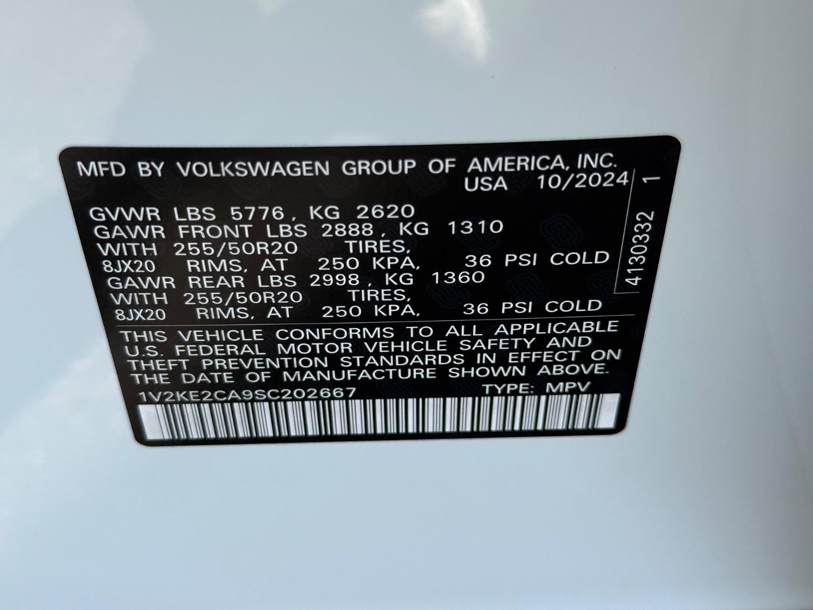 Volkswagen Atlas Cross Sport Vehicle Image 22