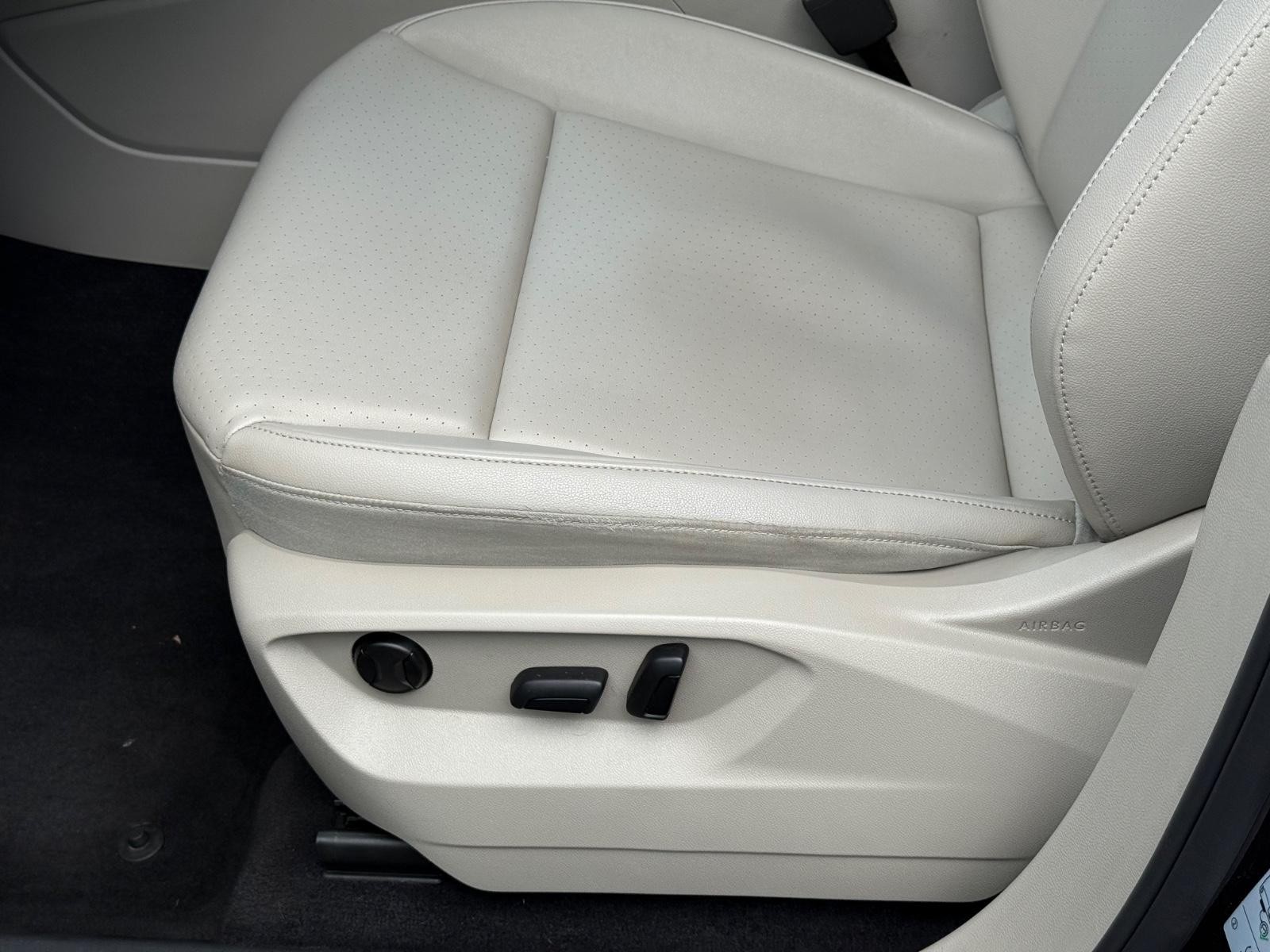 Volkswagen Atlas Vehicle Image 22