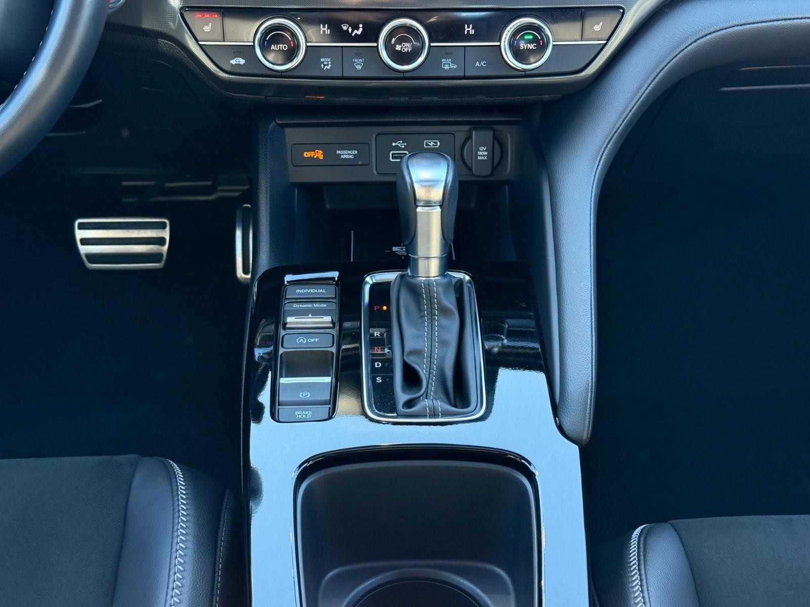 Acura Integra Vehicle Image 12