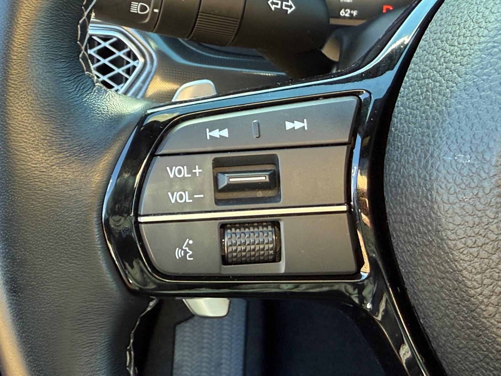 Acura Integra Vehicle Image 15