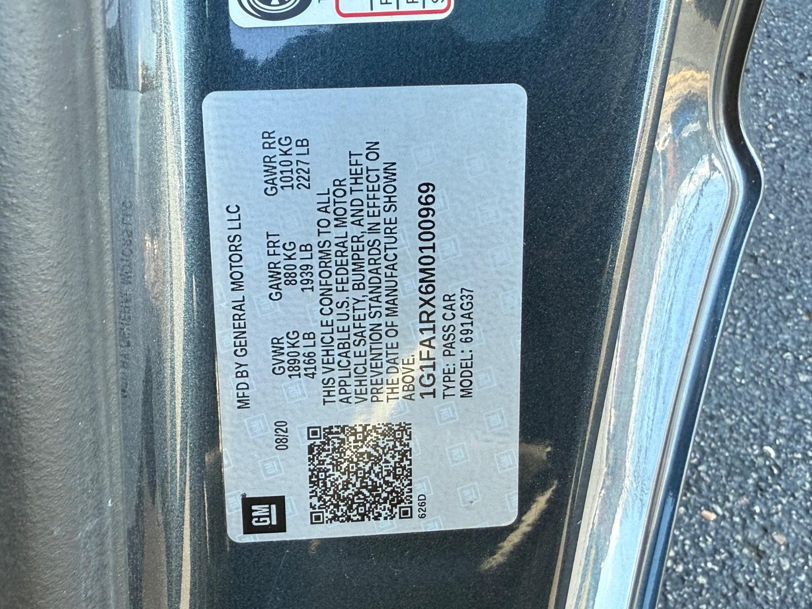 Chevrolet Camaro Vehicle Full-screen Gallery Image 21