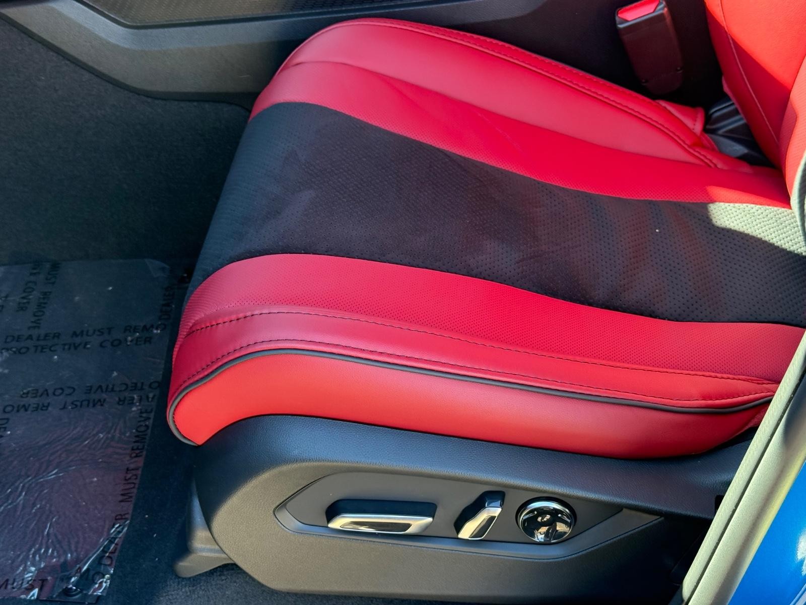 Acura MDX Vehicle Image 15