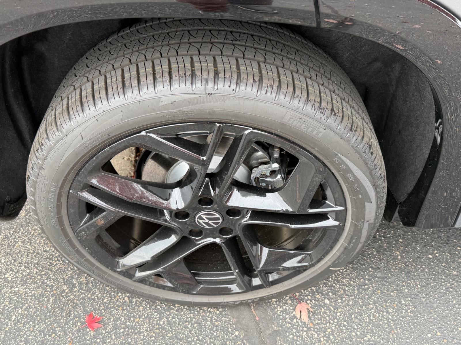 Volkswagen Tiguan Vehicle Image 04