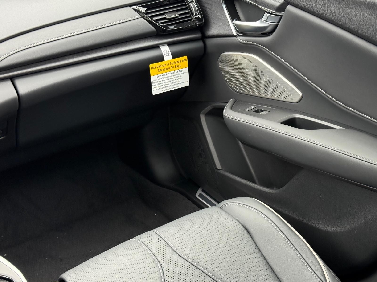 Acura RDX Vehicle Image 10