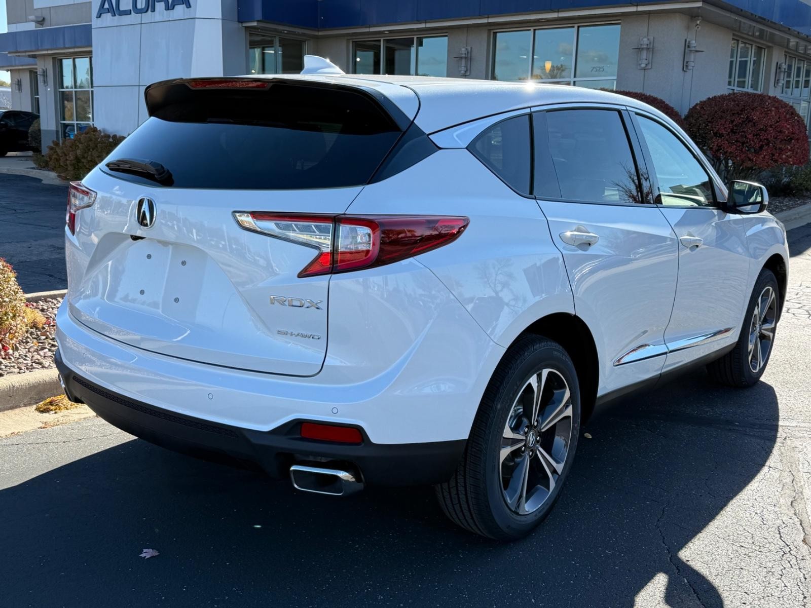 Acura RDX Vehicle Image 03