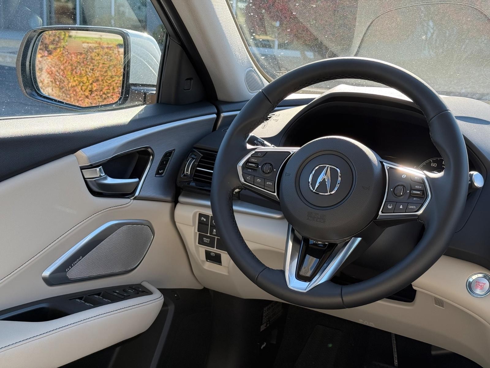 Acura RDX Vehicle Image 09