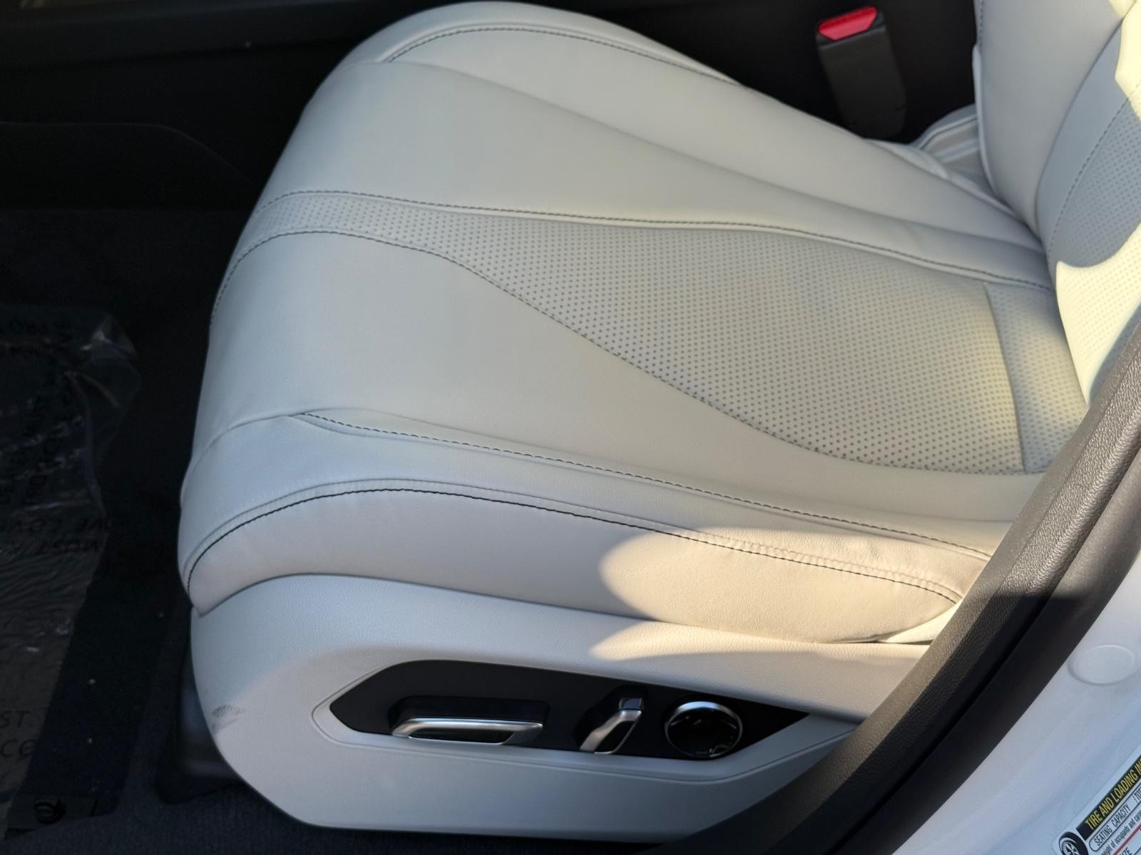 Acura RDX Vehicle Image 17