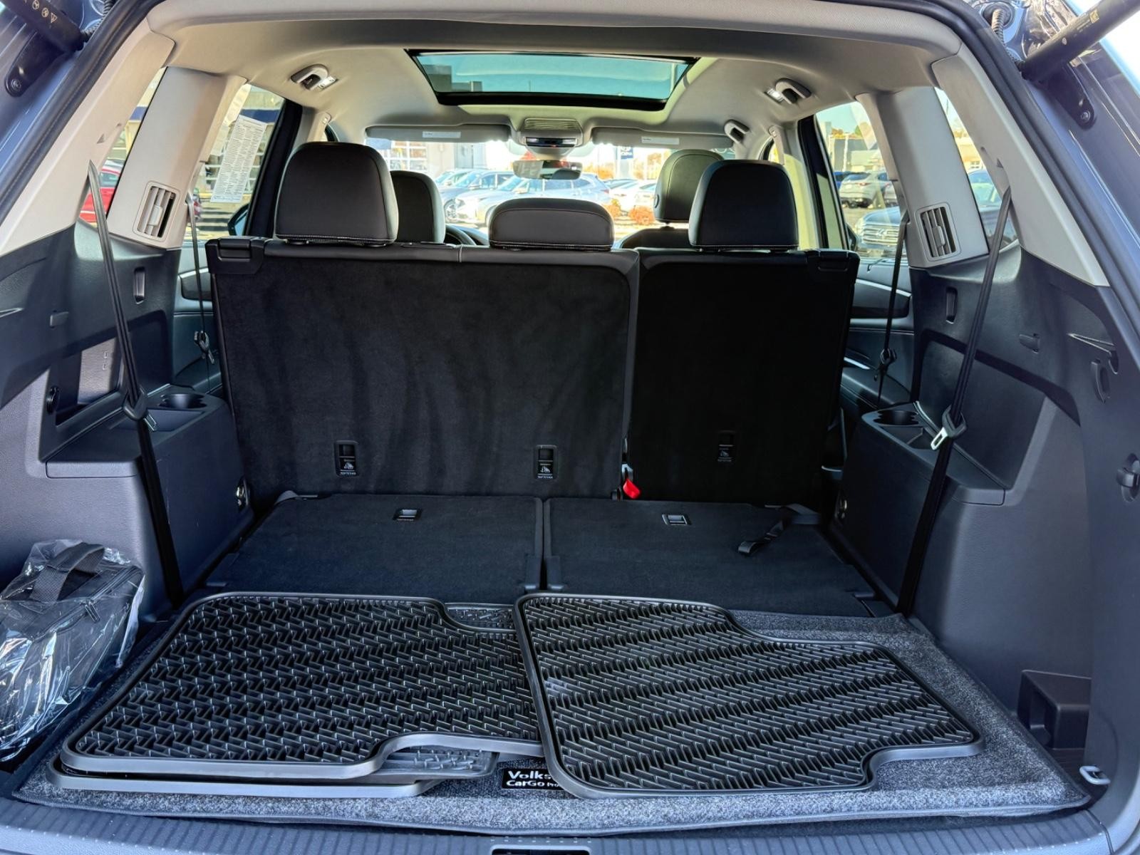 Volkswagen Atlas Vehicle Image 05