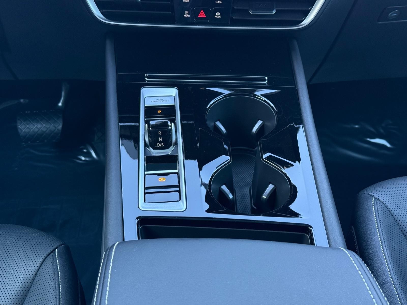 Volkswagen Atlas Vehicle Image 12