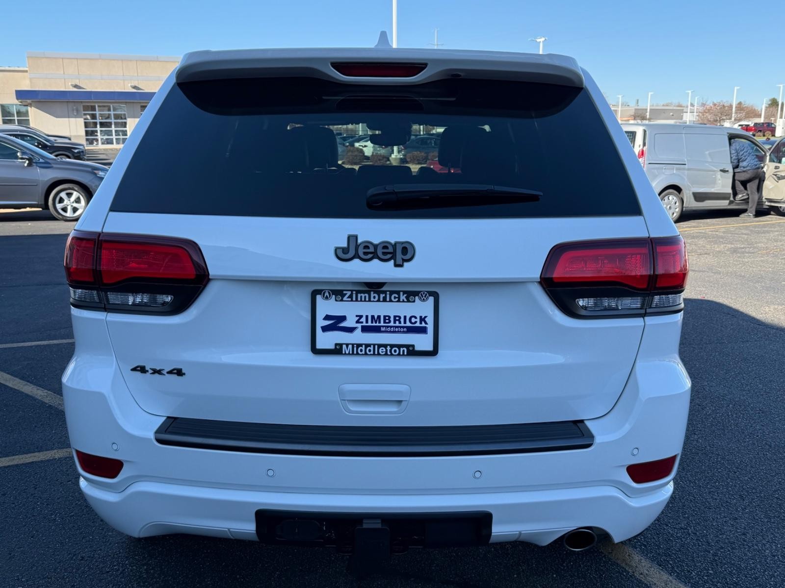 Jeep Grand Cherokee Vehicle Image 04