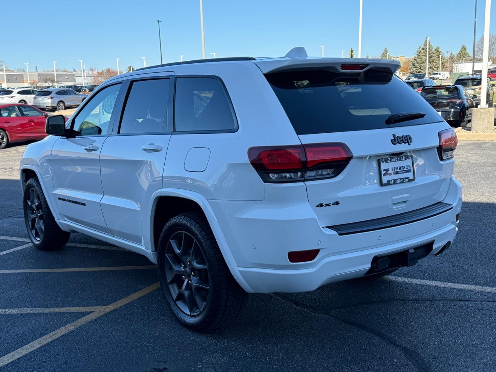 Jeep Grand Cherokee Vehicle Image 06