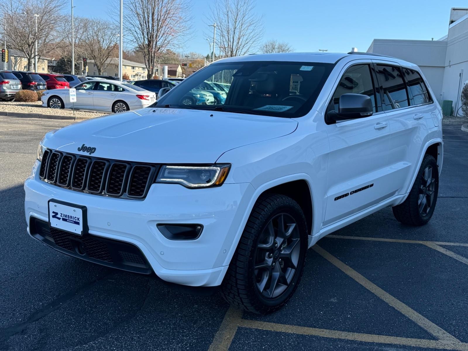 Jeep Grand Cherokee Vehicle Image 08