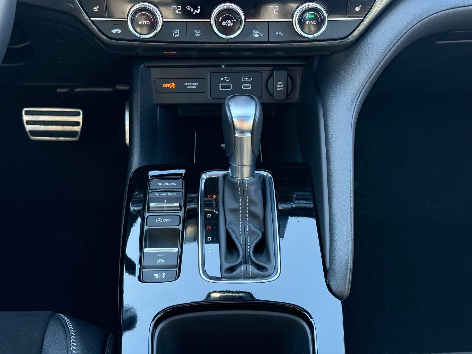 Acura Integra Vehicle Image 12