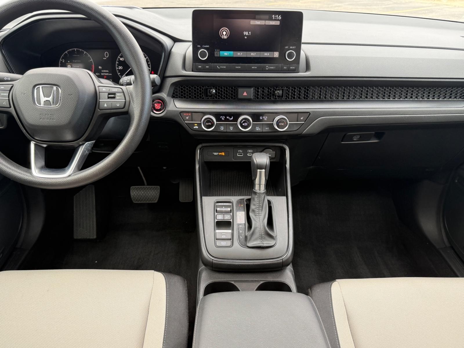 Honda CR-V Vehicle Image 11