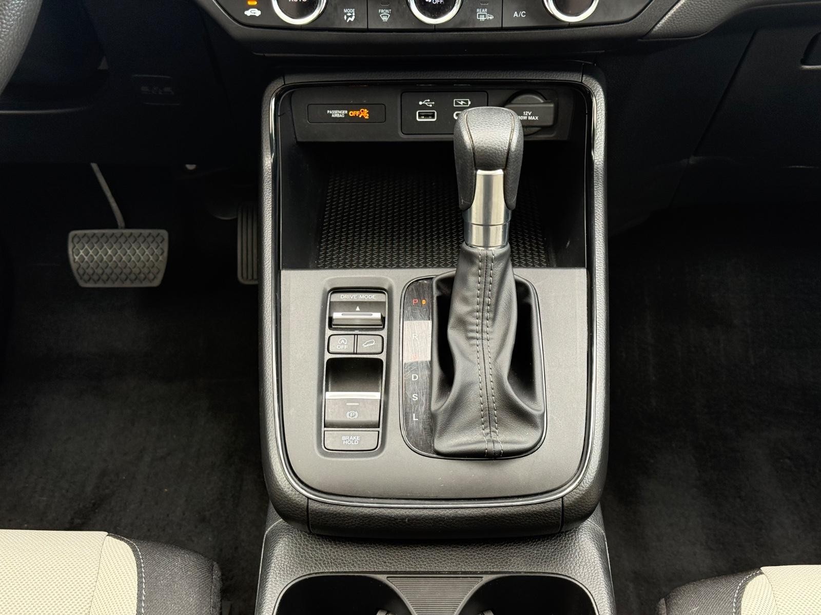 Honda CR-V Vehicle Image 13