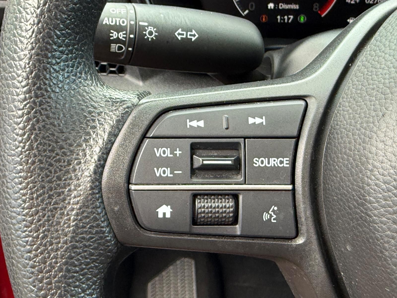 Honda CR-V Vehicle Image 16