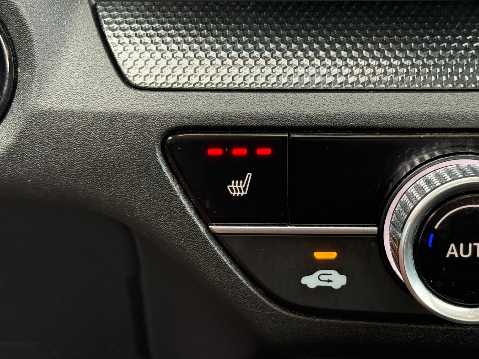 Honda CR-V Vehicle Image 20