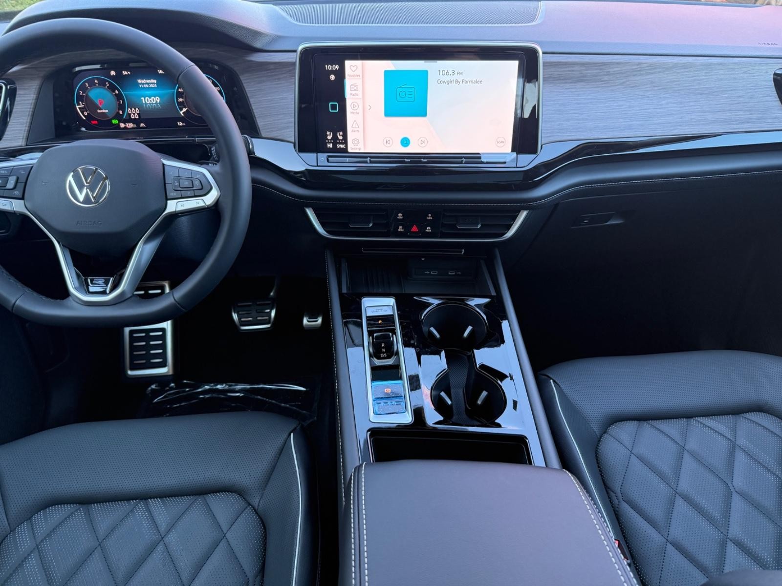 Volkswagen Atlas Vehicle Image 06