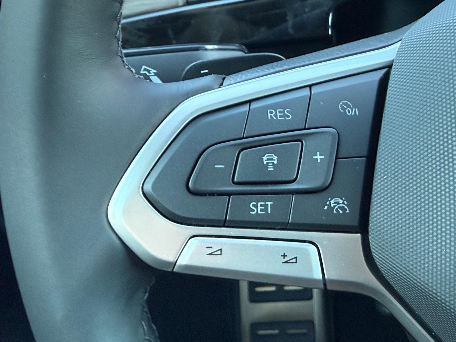 Volkswagen Atlas Vehicle Image 11